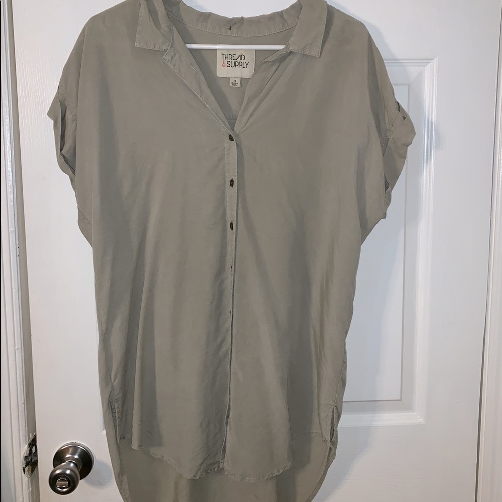 Short sleeve button up